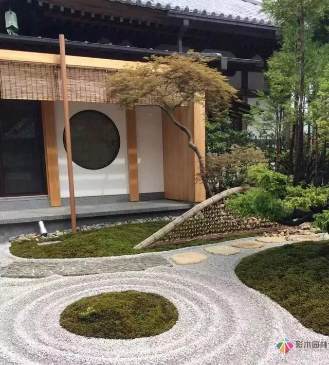 呈現東方禪意之美的30個日式庭院設計。趕緊來看看！